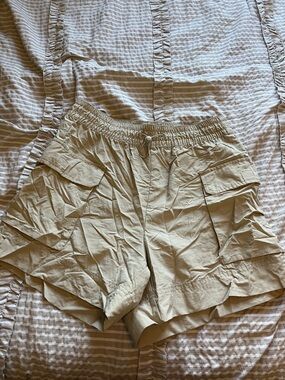Light Tan Cargo Utility Shorts with Elastic Waist